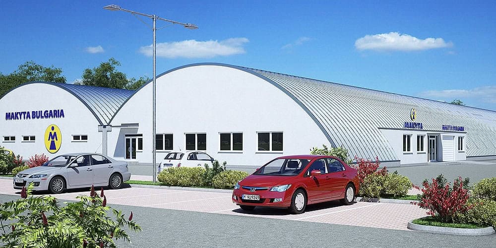 Ocelová oblouková montovaná průmyslová hala společnosti Makita Bulgaria s administrativní částí, realizace HUPRO SYSTEMS SE
