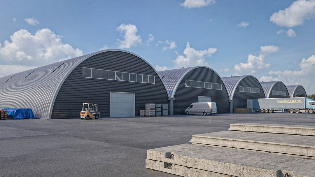 Obloukové ocelové montované skladové haly v průmyslovém areálu, realizace HUPRO SYSTEMS SE